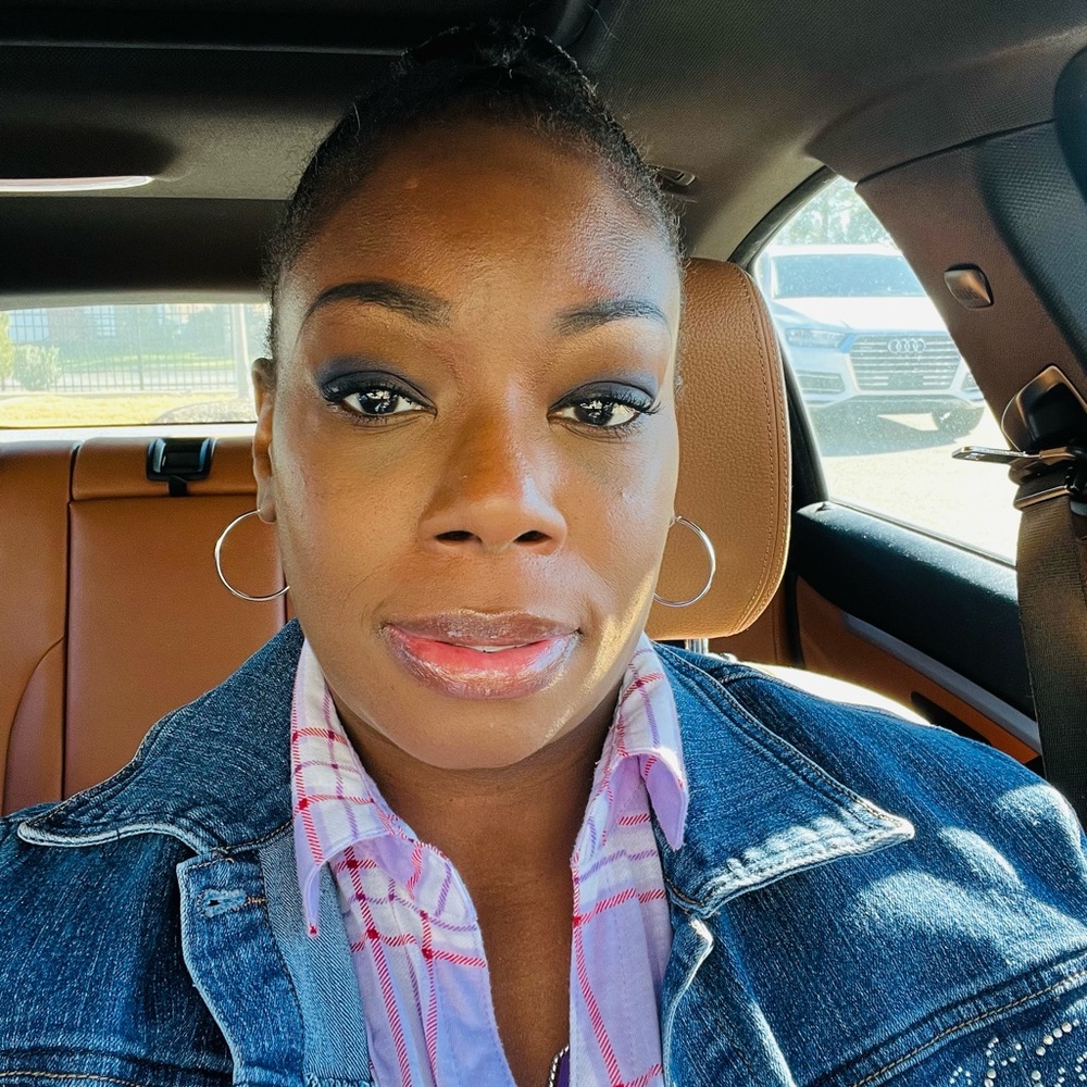 Meet your Posher, Lashonda